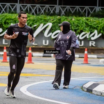 Runner Photo 8990921