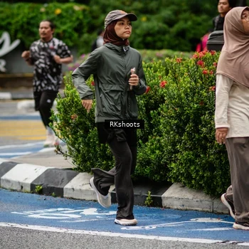 Runner Photo 8990922