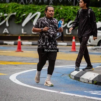 Runner Photo 8990925