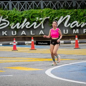Runner Photo 8990933