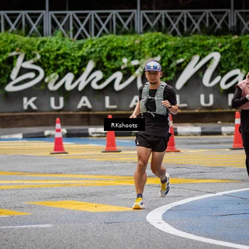 Runner Photo 8990936