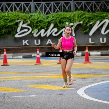 Runner Photo 8990937