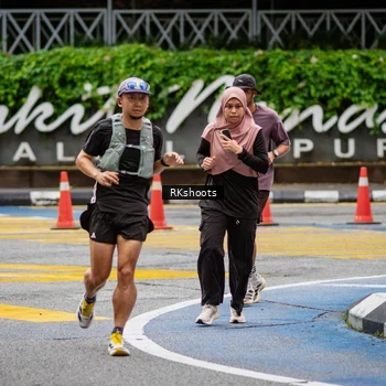 Runner Photo 8990940