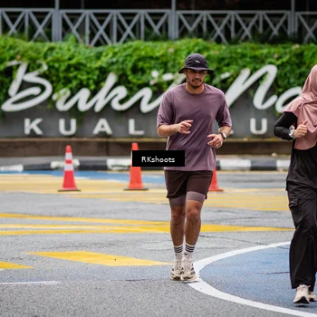 Runner Photo 8990942
