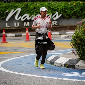Runner Photo 8990944