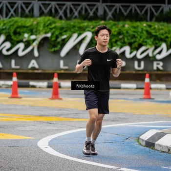 Runner Photo 8990951