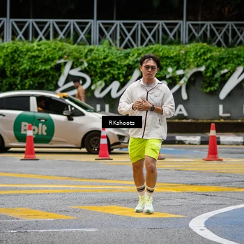 Runner Photo 8990960