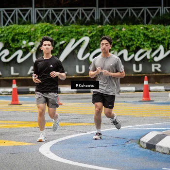 Runner Photo 8990963