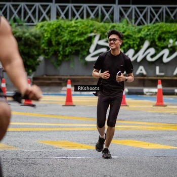 Runner Photo 8990965