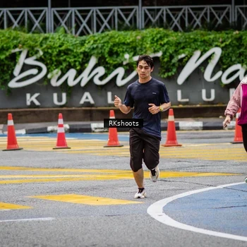 Runner Photo 8990995