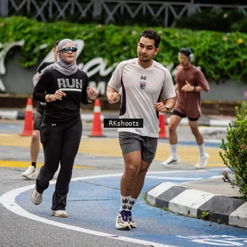 Runner Photo 8991011