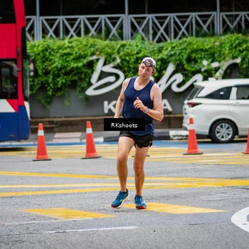 Runner Photo 8991116