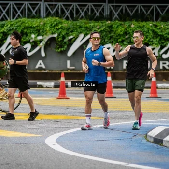 Runner Photo 8991131