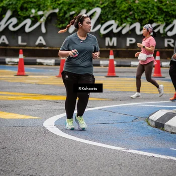 Runner Photo 8991155