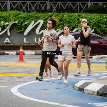 Runner Photo 8991219
