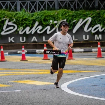 Runner Photo 8991266