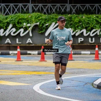 Runner Photo 8991268