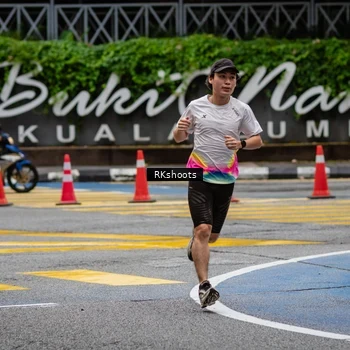 Runner Photo 8991271