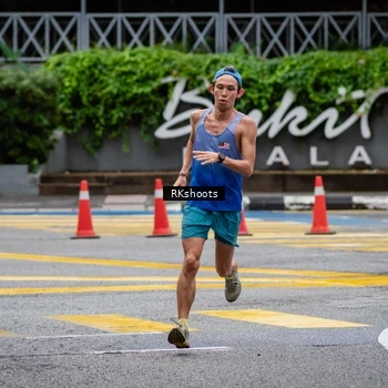 Runner Photo 8991276