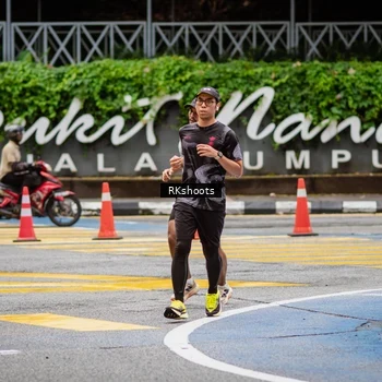 Runner Photo 8991278