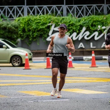 Runner Photo 8991279