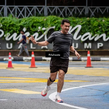 Runner Photo 8991300