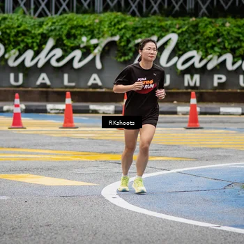 Runner Photo 8991301