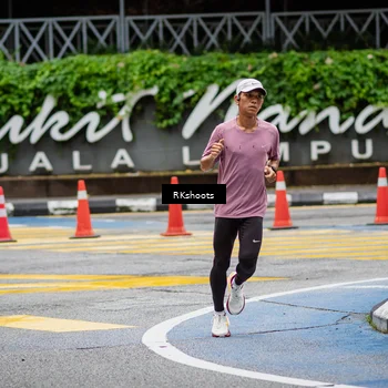 Runner Photo 8991318
