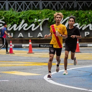 Runner Photo 8991334