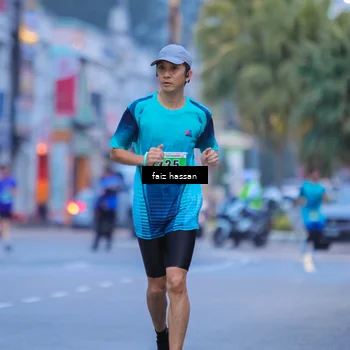 Runner Photo 8992397