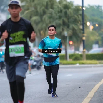 Runner Photo 8992449