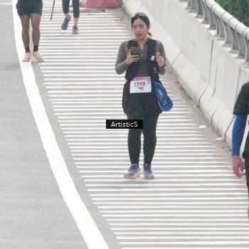 Runner Photo 8994397