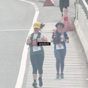 Runner Photo 8994492