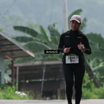Runner Photo 8994555