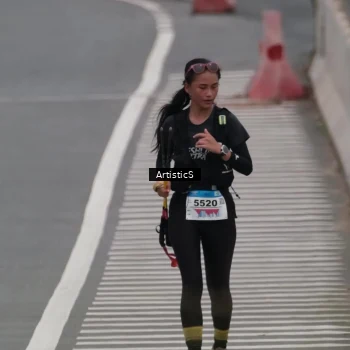 Runner Photo 8994573