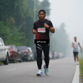 Runner Photo 8998300