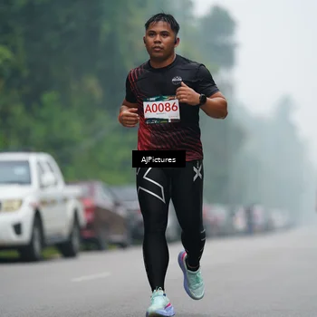 Runner Photo 8998301