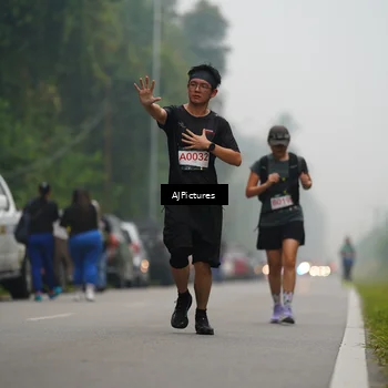 Runner Photo 8998362