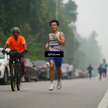 Runner Photo 8998512