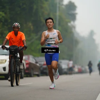 Runner Photo 8998515