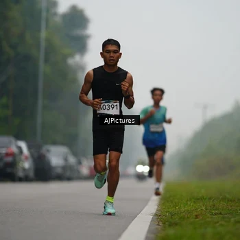 Runner Photo 8998590