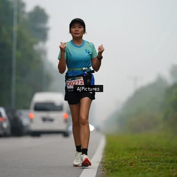 Runner Photo 8998818