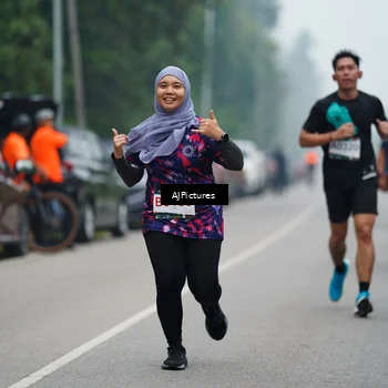 Runner Photo 8999414