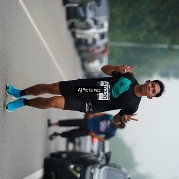Runner Photo 8999421