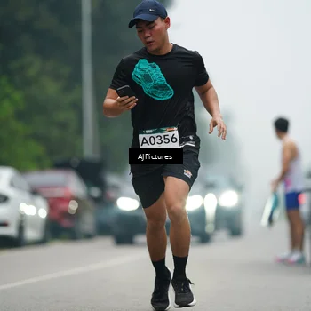 Runner Photo 8999424
