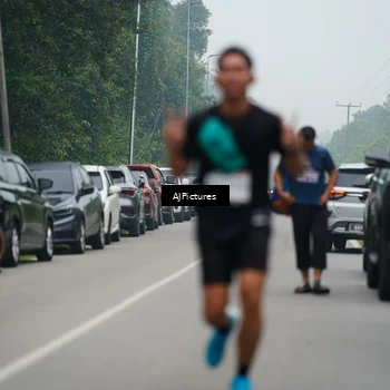 Runner Photo 8999425