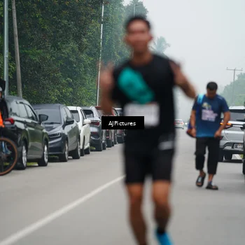 Runner Photo 8999426