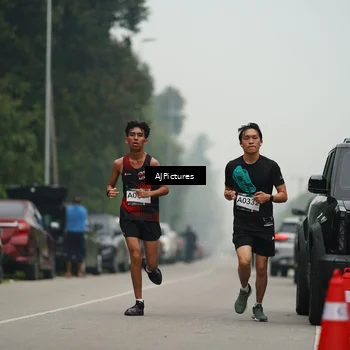 Runner Photo 8999427