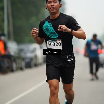 Runner Photo 8999429