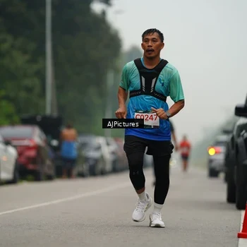 Runner Photo 8999444